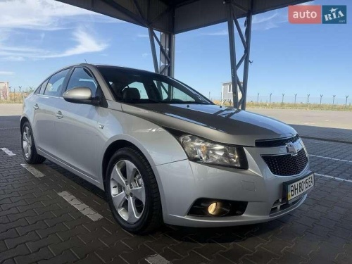 Chevrolet Cruze 2011