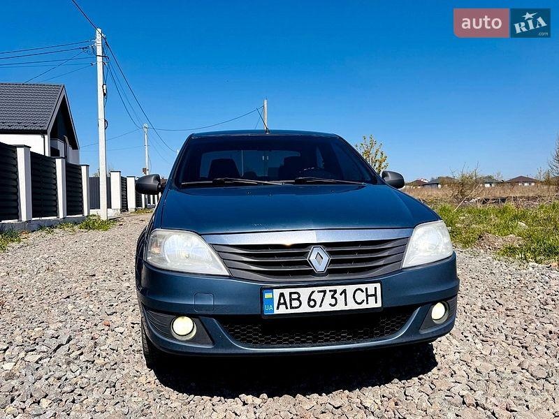 Renault Logan 2011