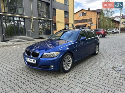 BMW 3 Series 2011