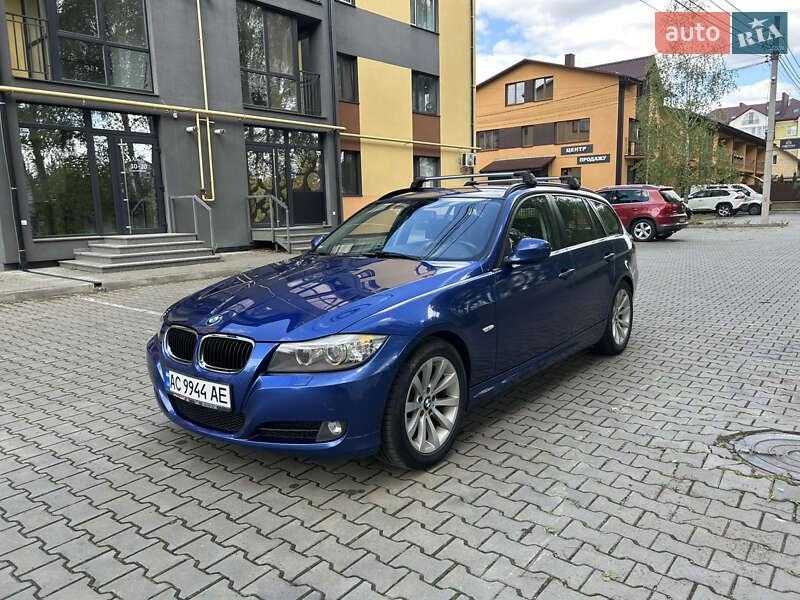 BMW 3 Series 2011