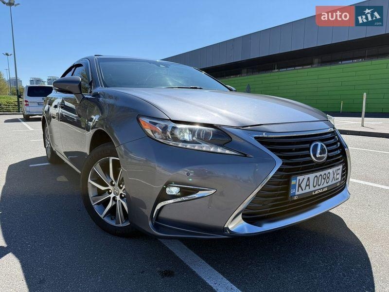 Lexus ES 2018