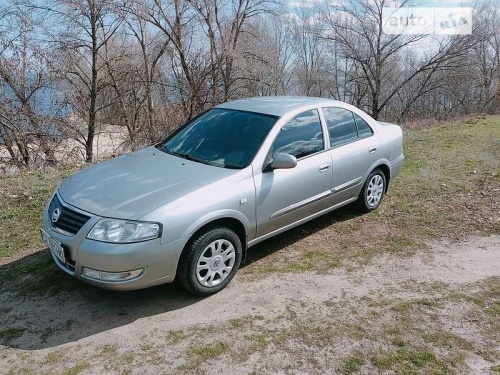 Nissan Sunny 2008