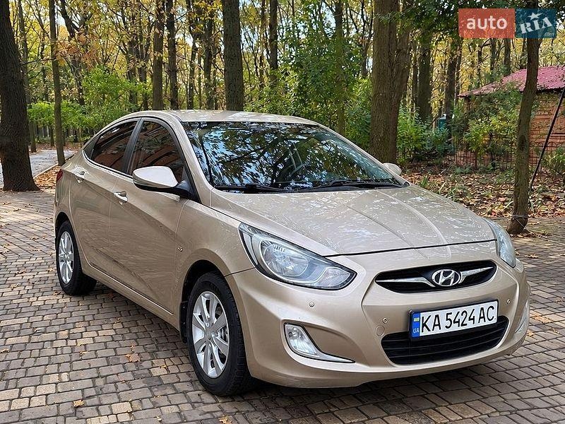 Hyundai Accent 2013