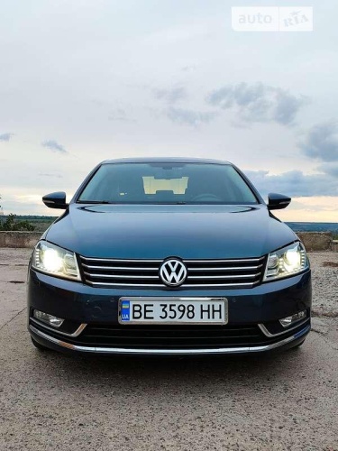 Volkswagen Passat 2011