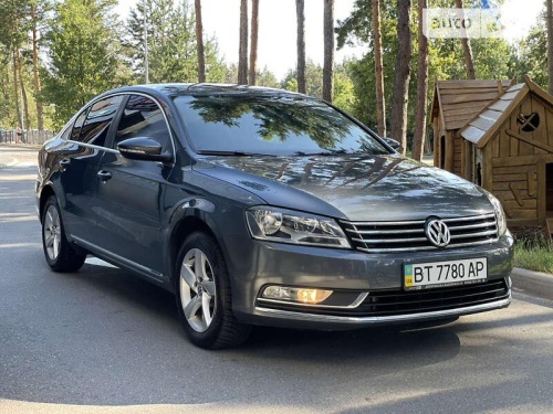 Volkswagen Passat 2011