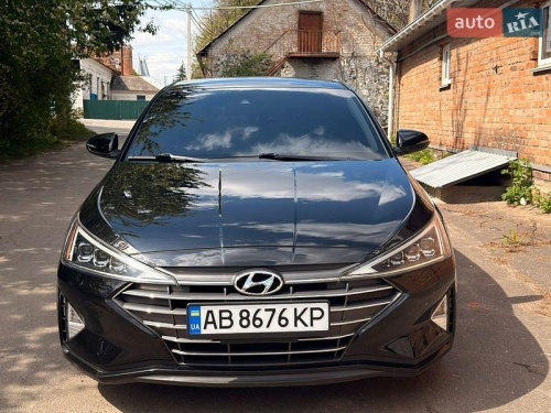 Hyundai Elantra 2019