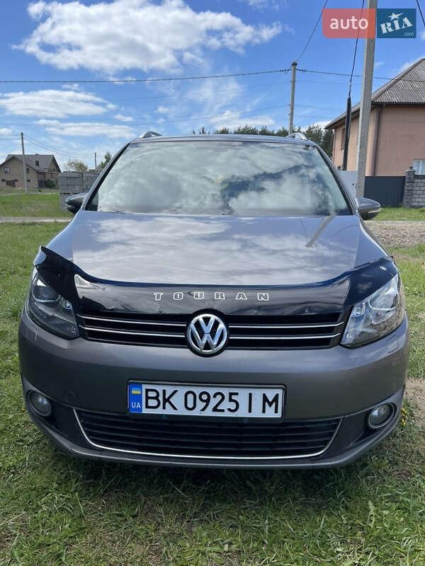 Volkswagen Touran 2010
