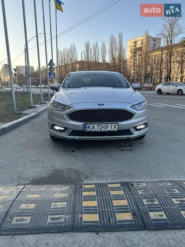 Ford Fusion 2017