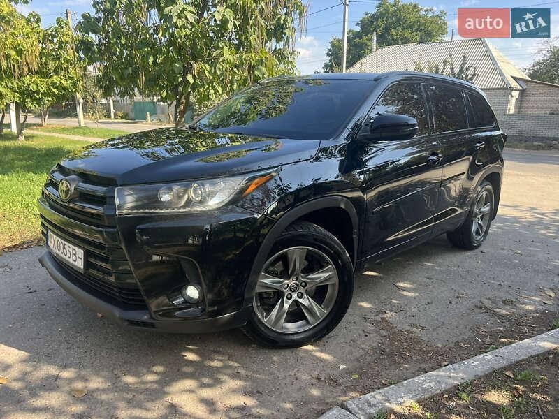 Toyota Highlander 2019
