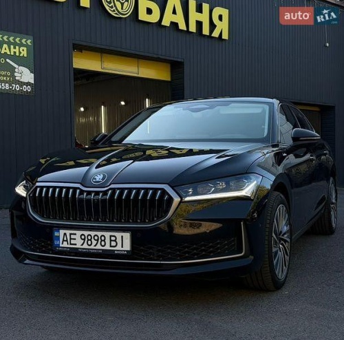 Skoda Superb 2025