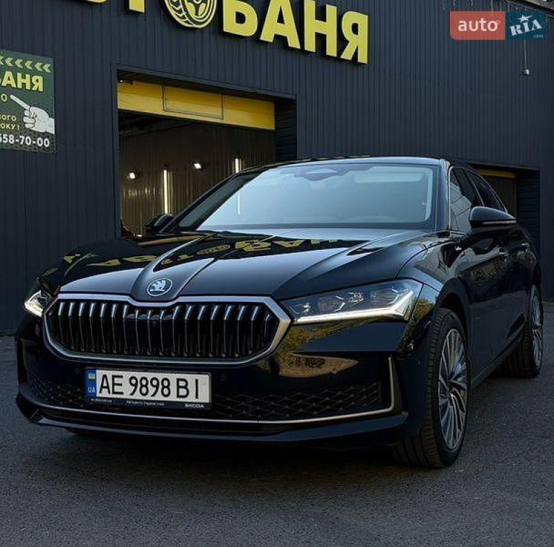 Skoda Superb 2025