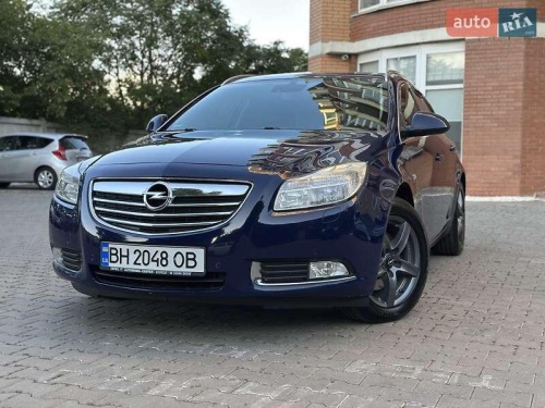 Opel Insignia 2011