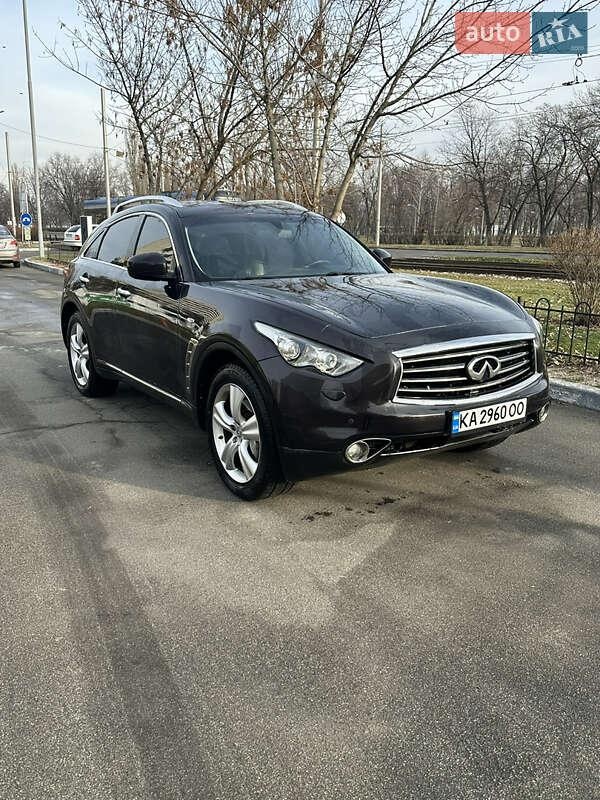 Infiniti FX 37 2011
