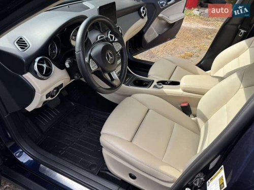 Mercedes-Benz GLA-Class 2017