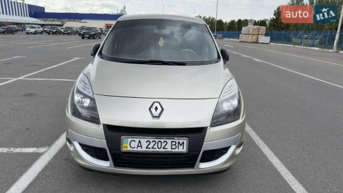 Renault Scenic 2011