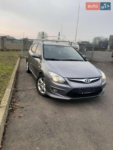 Hyundai i30 2011