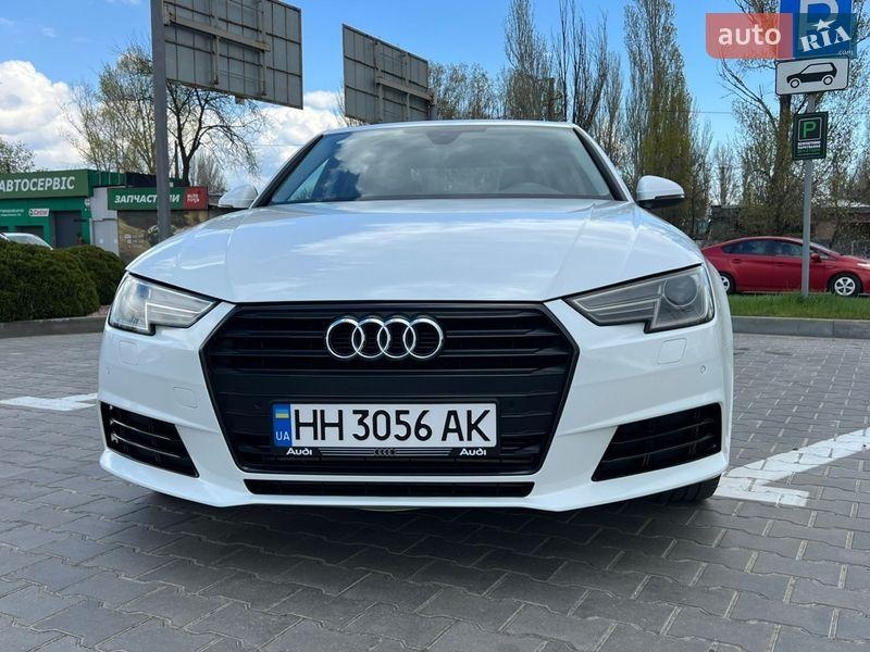 Audi A4 2019