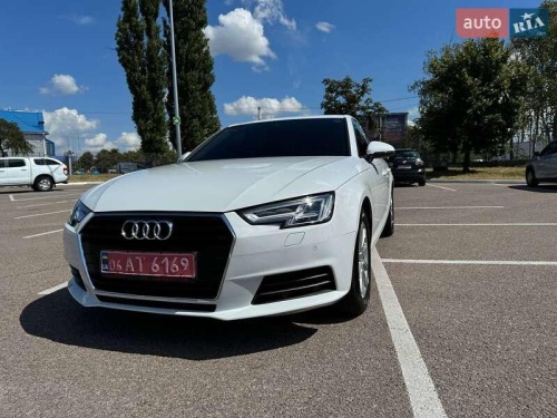 Audi A4 2019