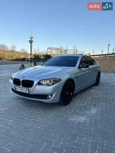 BMW 5 Series 2011