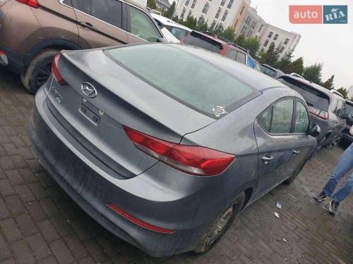 Hyundai Elantra 2018