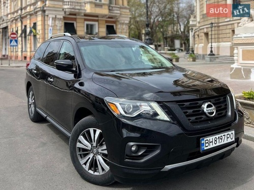 Nissan Pathfinder 2017