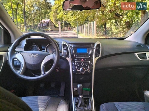 Hyundai i30 2016