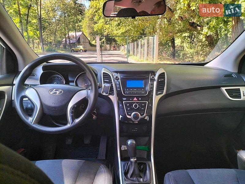 Hyundai i30 2016
