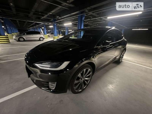 Tesla Model X 2018