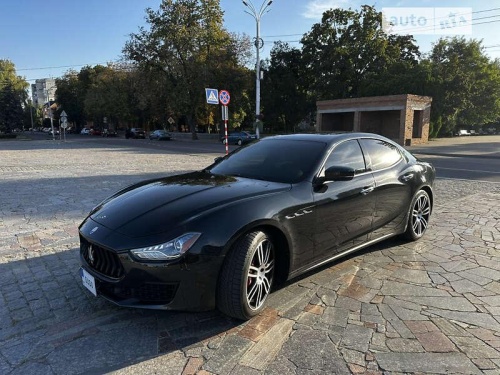 Maserati Ghibli 2017