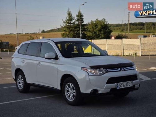 Mitsubishi Outlander 2013