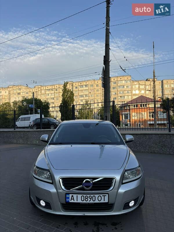 Volvo V50 2011