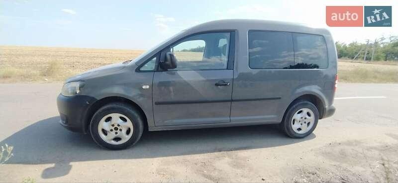 Volkswagen Caddy 2011