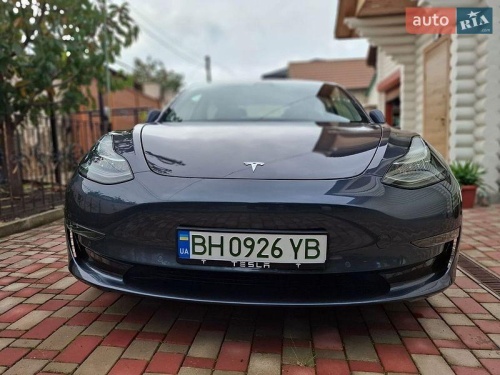 Tesla Model 3 2018
