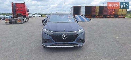 Mercedes-Benz EQS SUV 2023