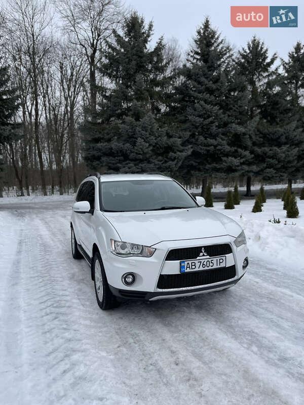 Mitsubishi Outlander 2011