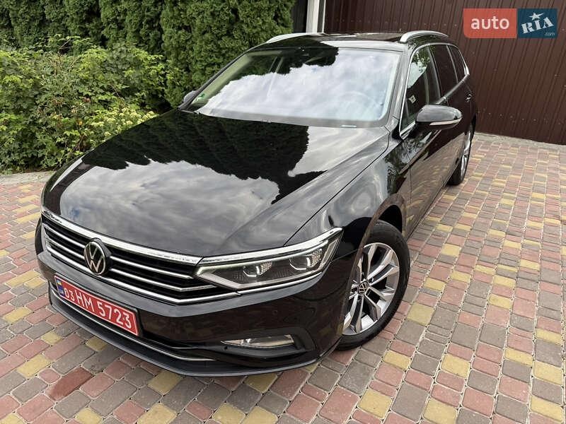 Volkswagen Passat 2021