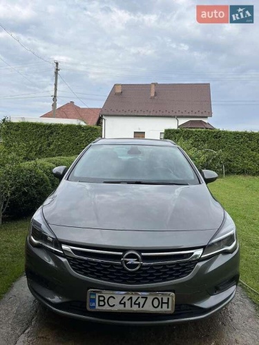 Opel Astra 2016