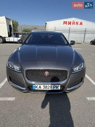 Jaguar XF 2018