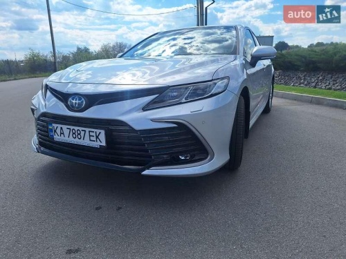 Toyota Camry 2024