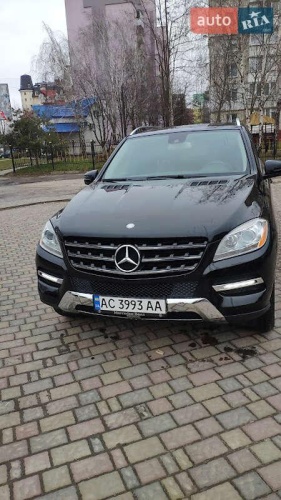 Mercedes-Benz M-Class 2012
