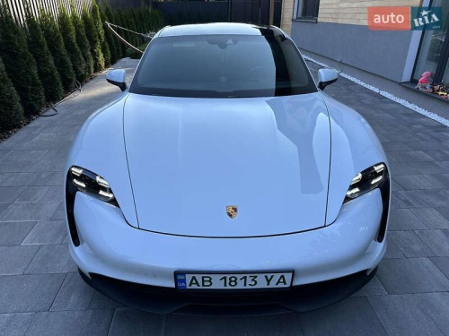 Porsche Taycan 2020