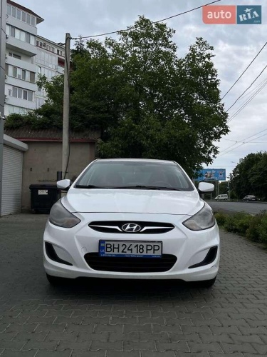 Hyundai Accent 2011