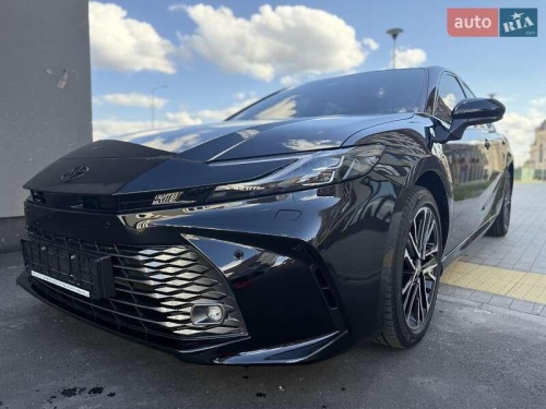 Toyota Camry 2025
