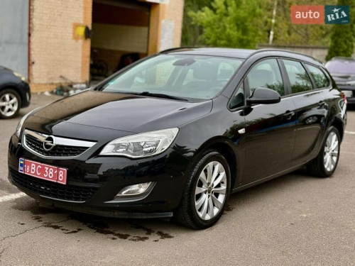Opel Astra 2012