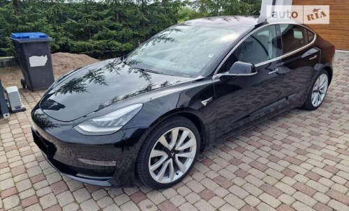 Tesla Model 3 2018