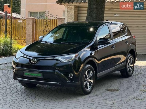 Toyota RAV4 2017