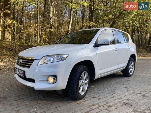 Toyota RAV4 2011