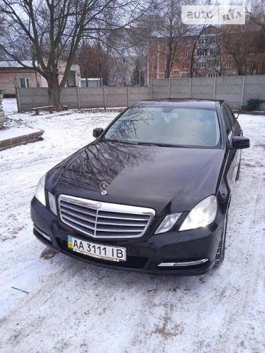 Mercedes-Benz E-Class 2011