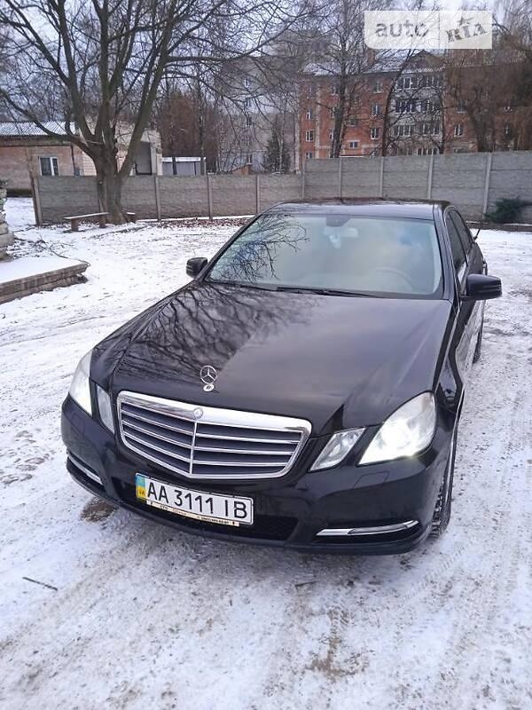 Mercedes-Benz E-Class 2011