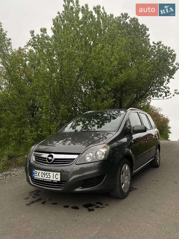 Opel Zafira 2012